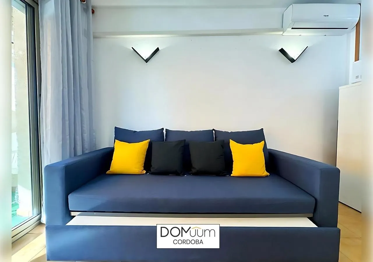 Domuum Holidays - Cordoba Apartments Салоу 0*,  Испания